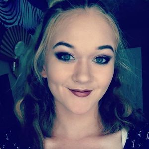 Meet your Posher, Kenna